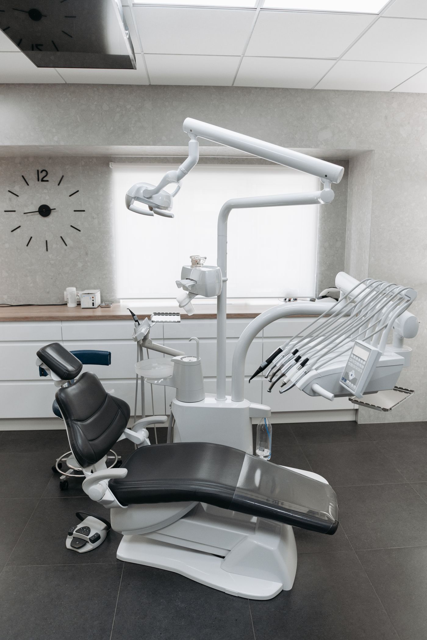 Clean, modern treatment room with up-to-date technology